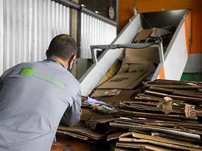 O que acontece com o lixo depois que ele sai da sua empresa?